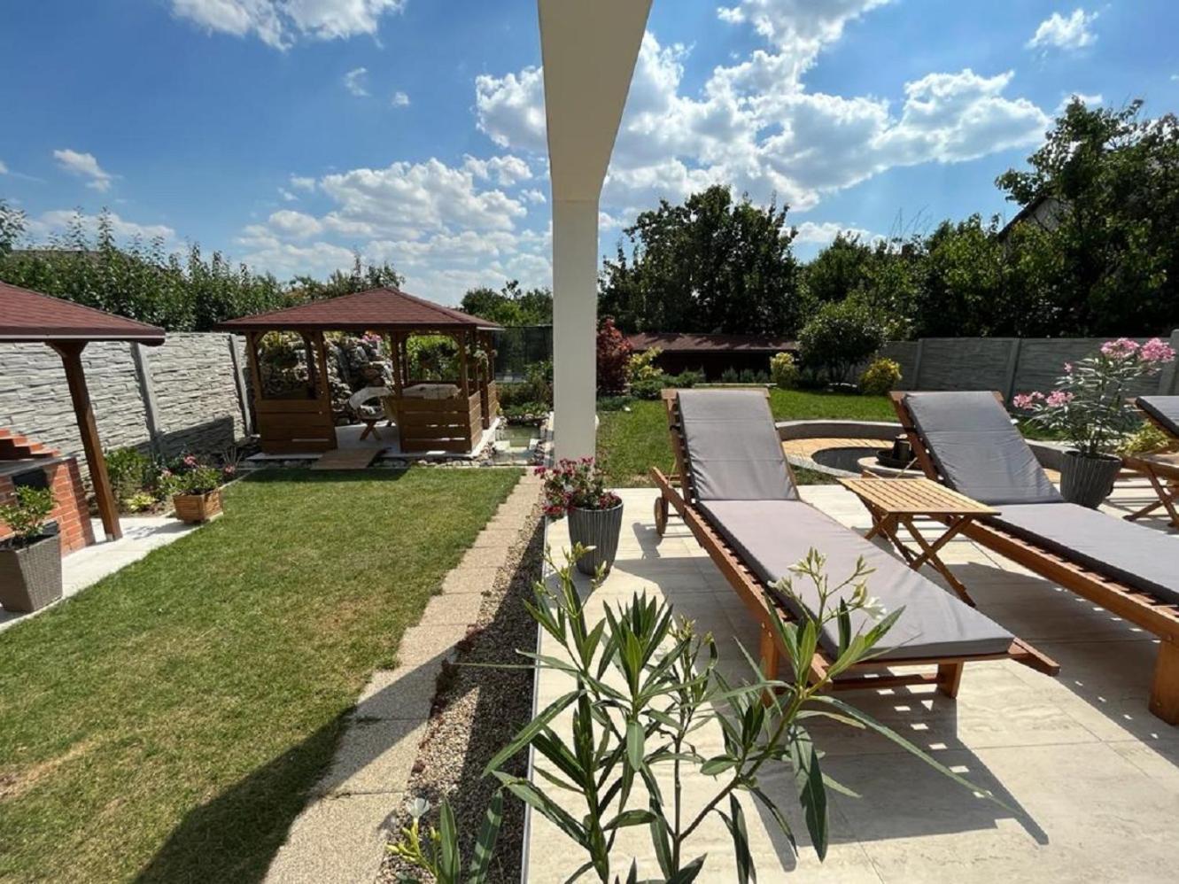 Trend Acomodação com café da manhã Arad Exterior foto